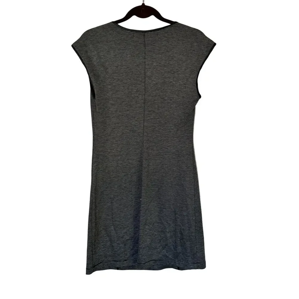 Mad Studio Above Kneww Knit Dree. Bland and Gray Size Medium - Picture 2 of 5